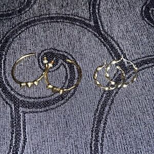 2 sets hoops